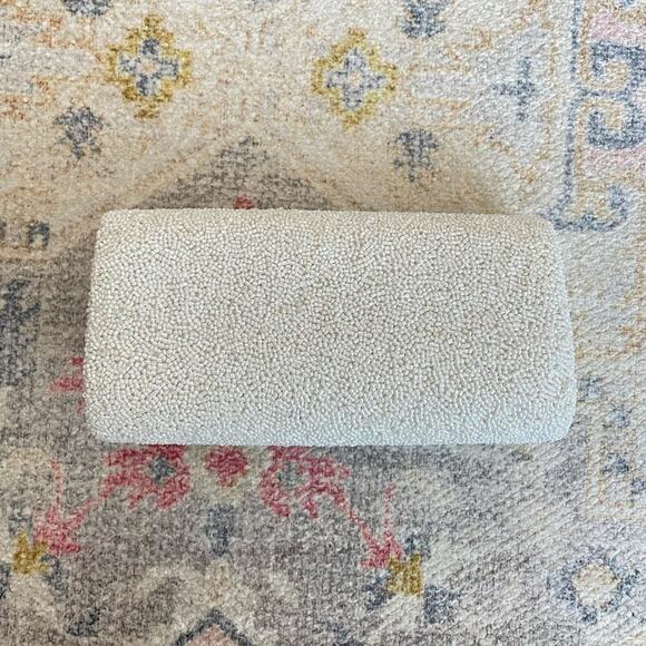 Island To East Side Mrs. C Clutch - Picture 2 of 10